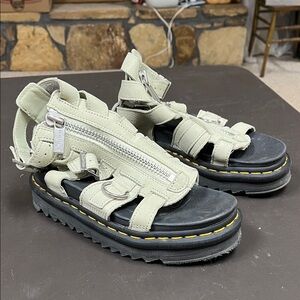 Dr. Martens Olson Sage Green Gladiator Sandals Sz 5